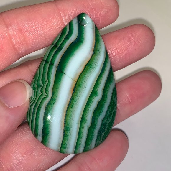 Green and white Teardrop Agate Focal Drop - Picture 1 of 6